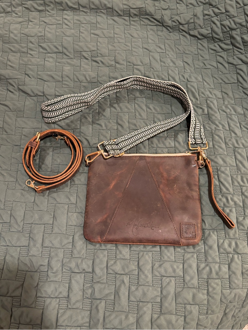 Oak River Company Brown Leather Crossbody Bag with Detachable Strap